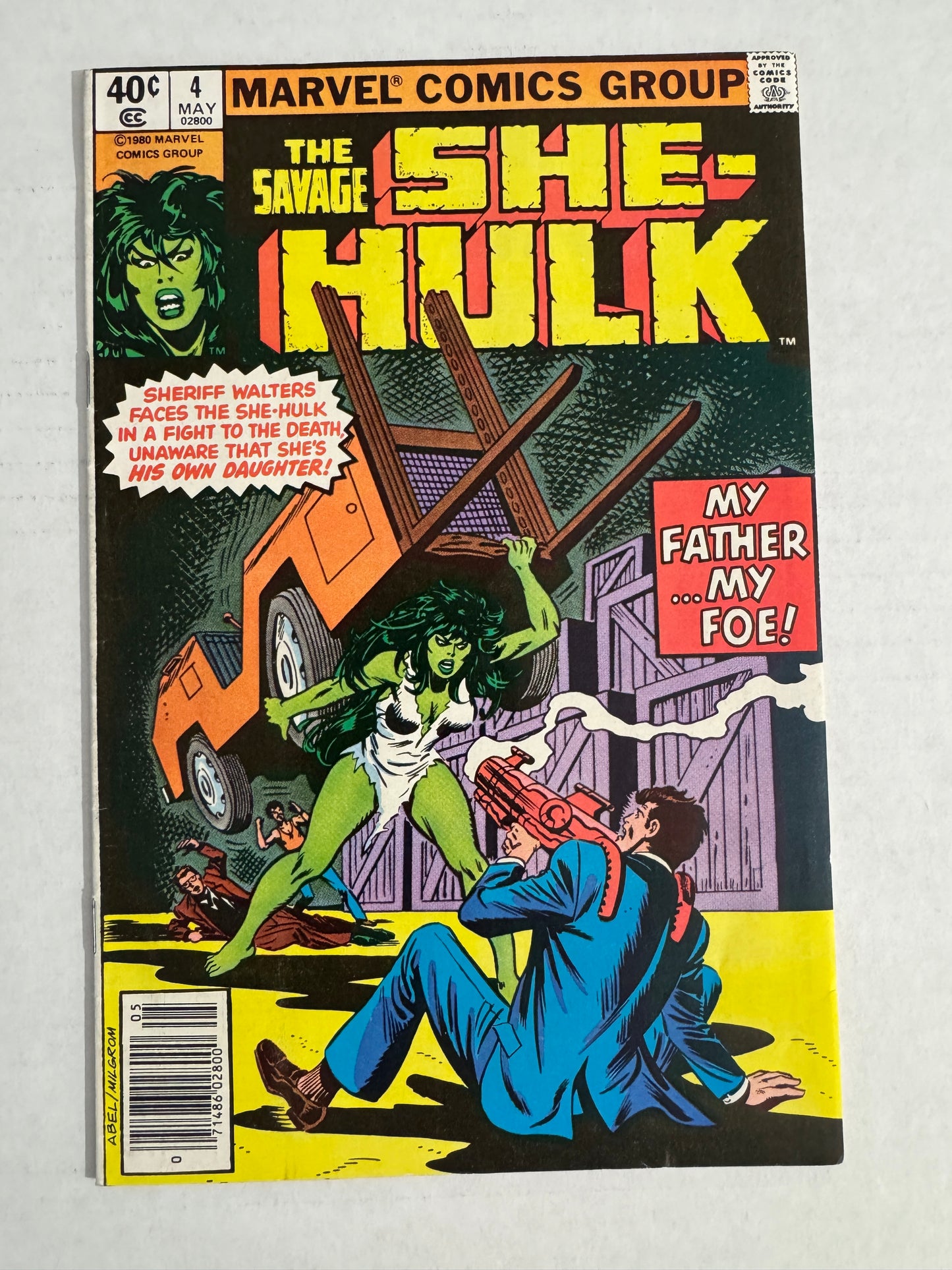 SAVAGE SHE-HULK #4 NEWSSTAND