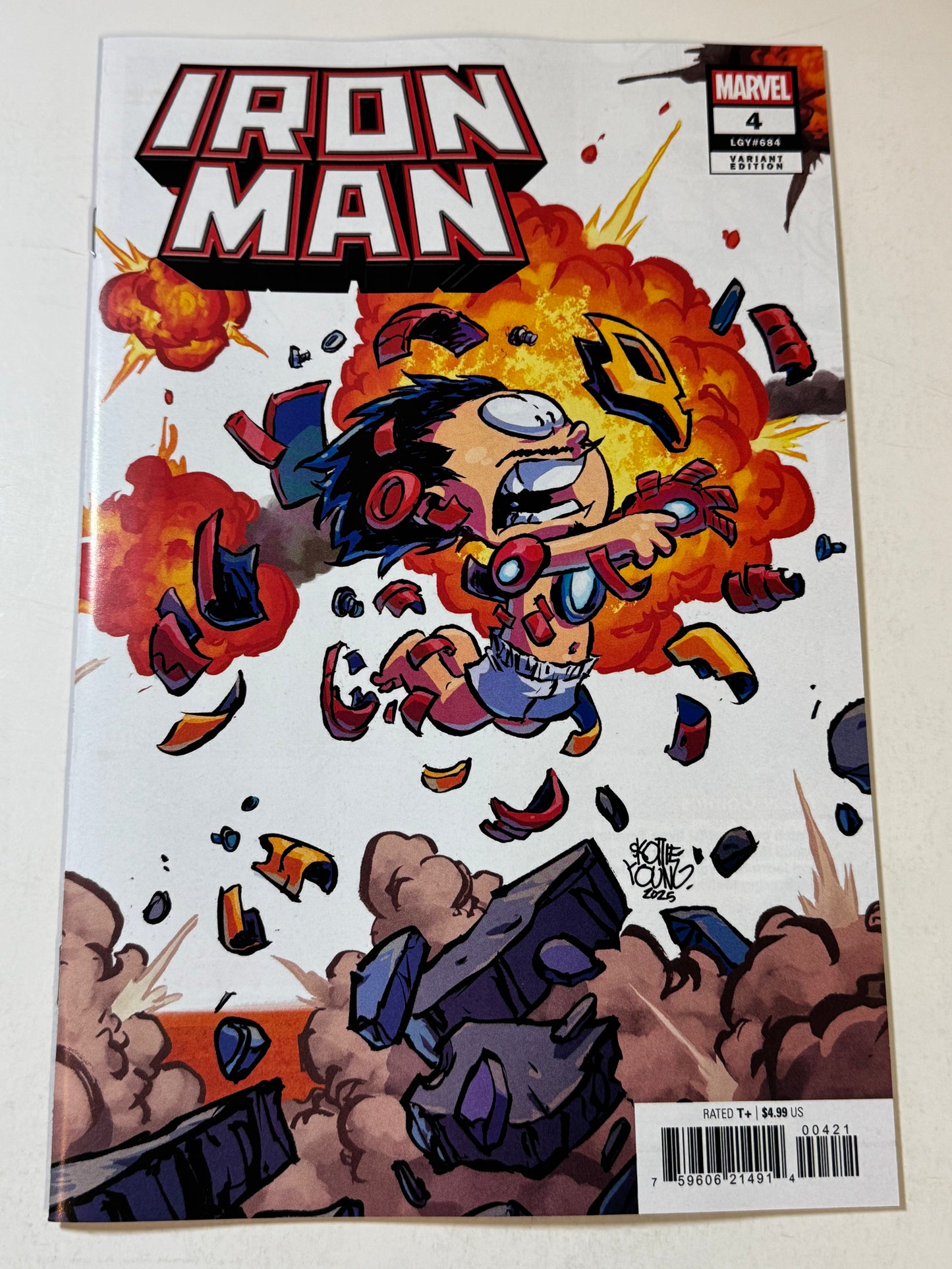 IRON MAN #4 NM Skottie Young Variant