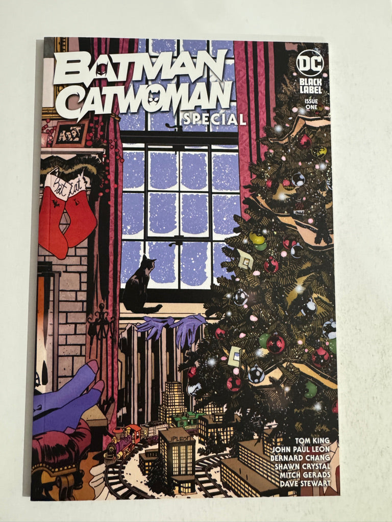 BATMAN CATWOMAN SPECIAL #1 NM John Paul Leon Cover