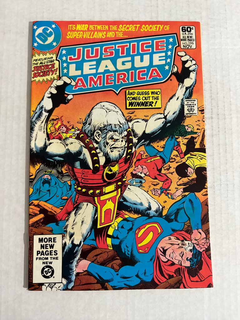 JUSTICE LEAGUE OF AMERICA #196 VF/NM George Perez Cover