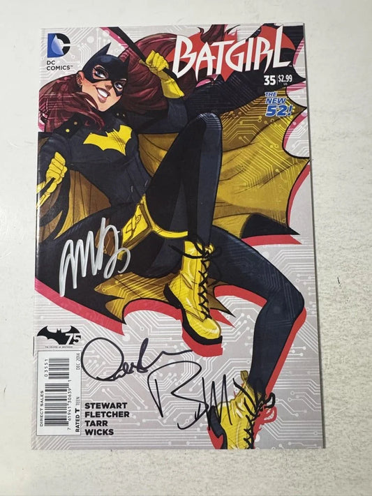 BATGIRL #35 Vol 4 NM- 1:25 Babs Tarr Variant SIGNED 3x