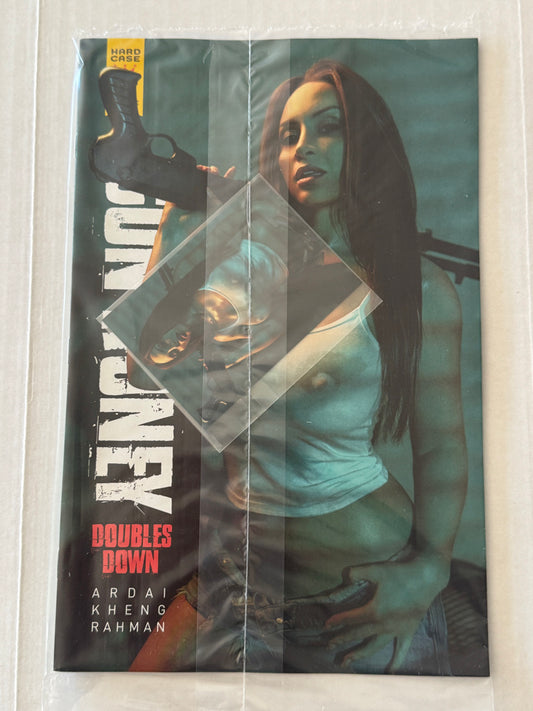 GUN HONEY Doubles Down #1 NM Cosplay W/ Card Sealed  VARIANT