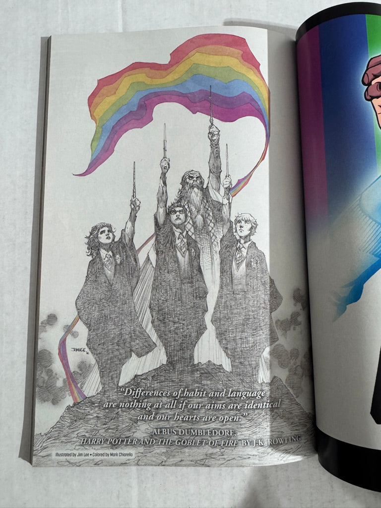 LOVE IS LOVE 2017 COnvention Exclusive NM 1ST APPEARANCE