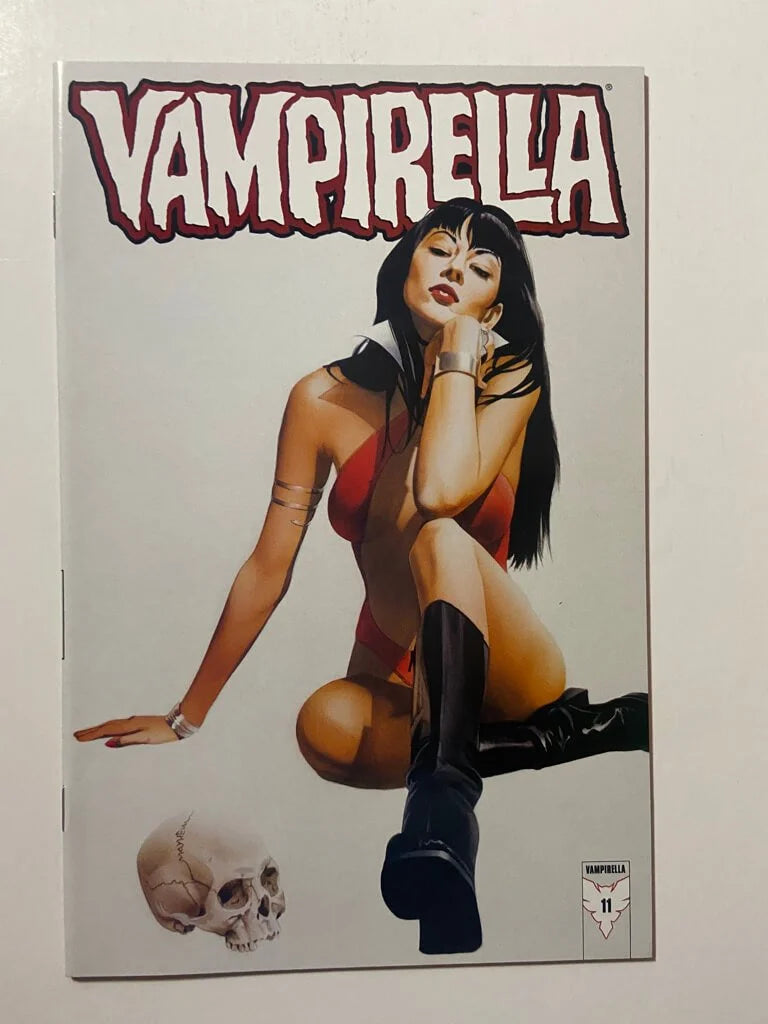 VAMPIRELLA #11 NM- Mike Mayhew Cover  (Harris)
