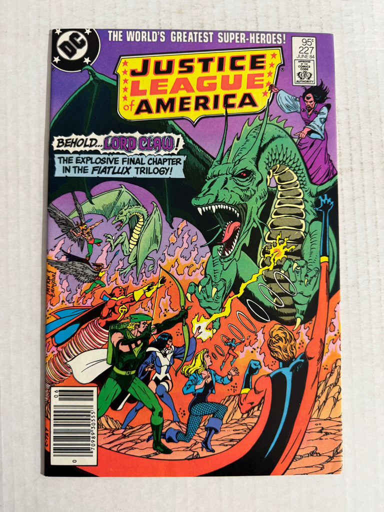 JUSTICE LEAGUE OF AMERICA #227 VF/NM  CANADIAN PRICE VARIANT