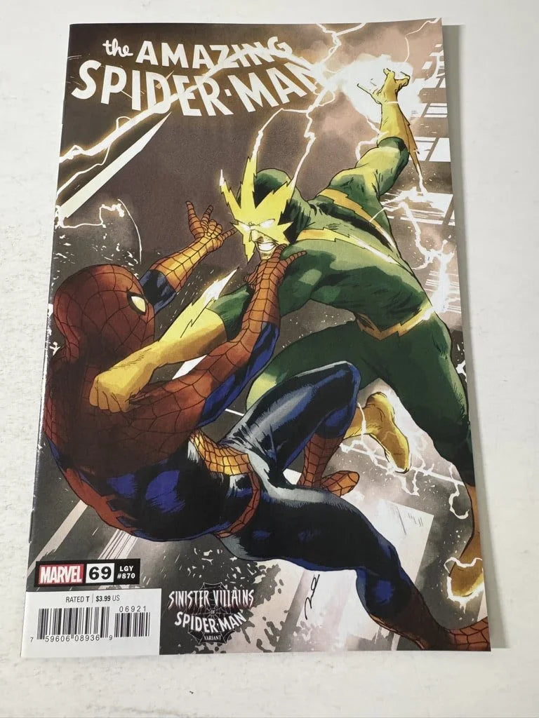 AMAZING SPIDER-MAN #69 Vol 5 NM Gerald Parel Variant