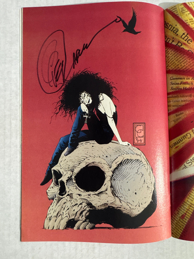 THE ENDLESS GALLERY VF/NM SIGNED 4x