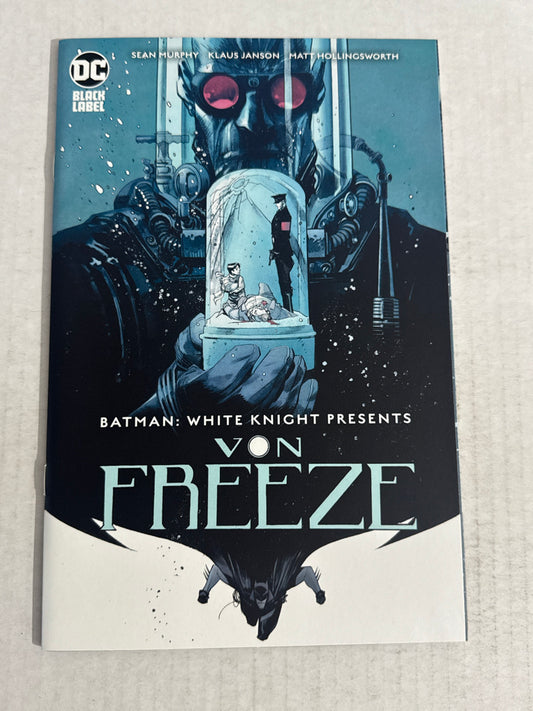 BATMAN WHITE KNIGHT PRESENTS VON FREEZE NM Sean Murphy Cover