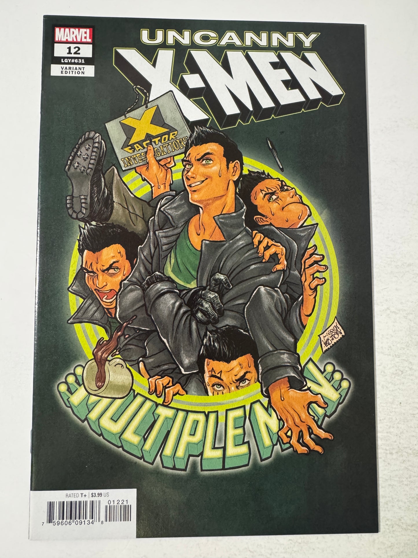 UNCANNY X-MEN #12 Vol 5 NM Superlog Variant