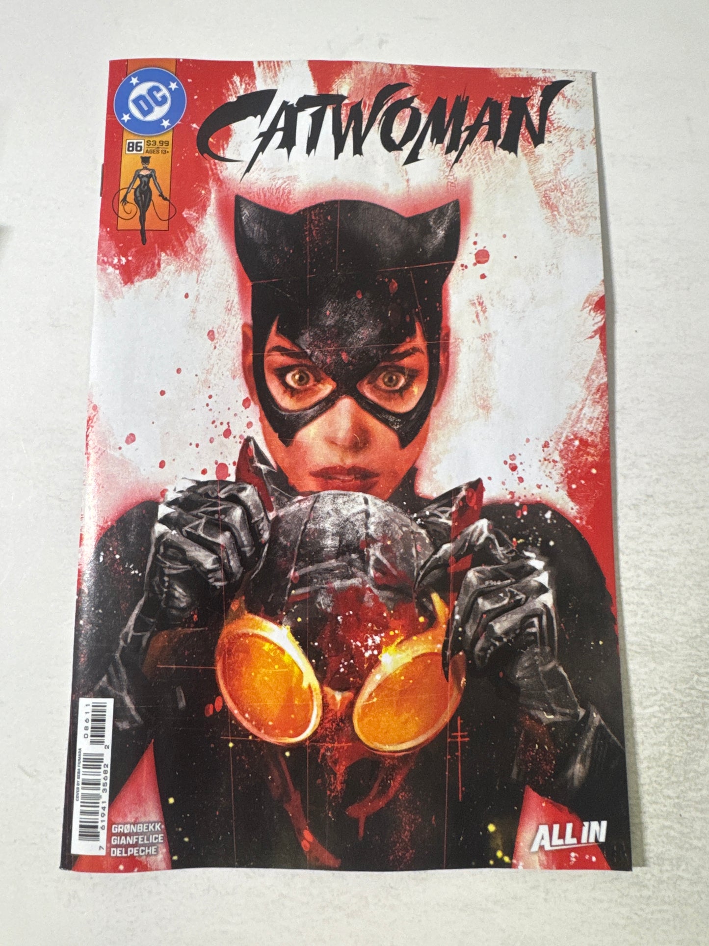 CATWOMAN #86 NM