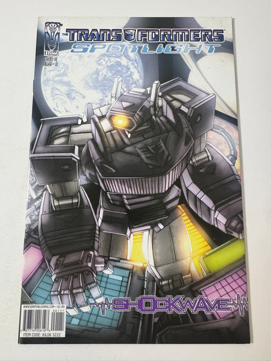 TRANSFORMERS SPOTLIGHT Shockwave #1 NM-
