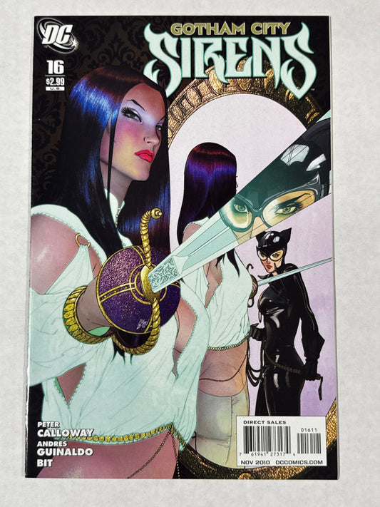 GOTHAM CITY SIRENS #16 NM-