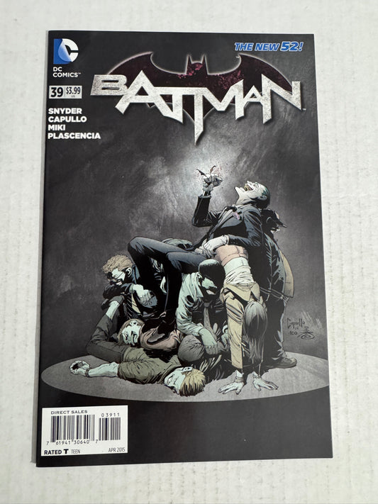 BATMAN #39 Vol 2 NM Greg Capullo Cover