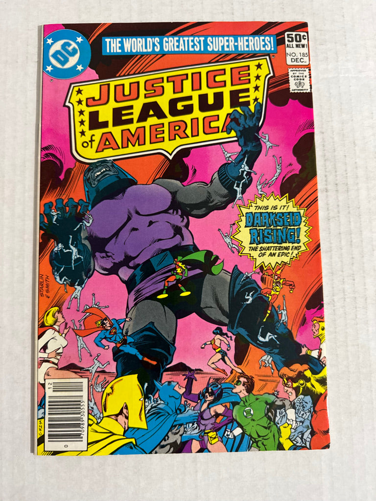 JUSTICE LEAGUE OF AMERICA #185 VF/NM Jim Starlin Cover NEWSSTAND
