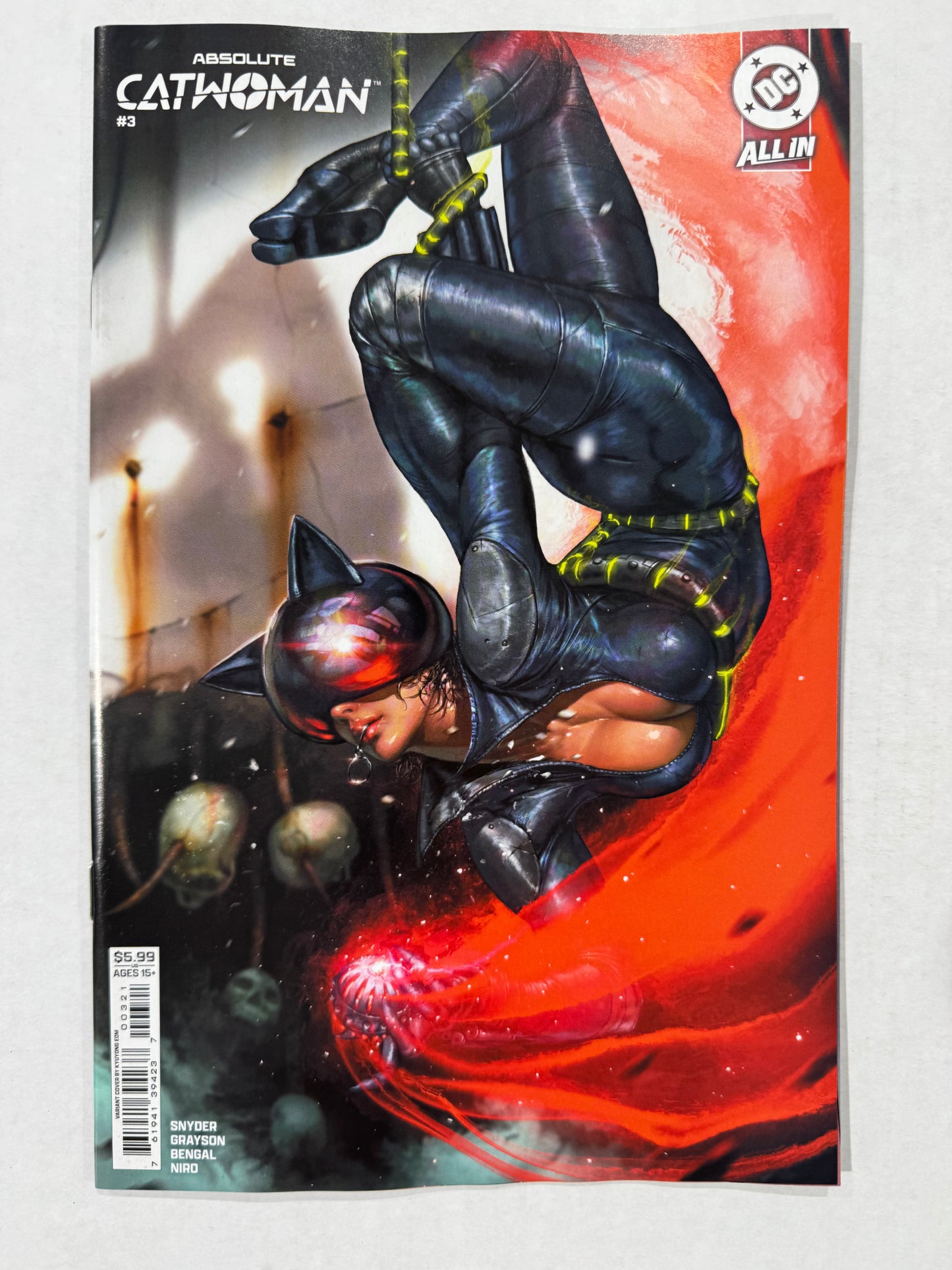 ABSOLUTE CATWOMAN #3 NM Cover B KyuYong Eom Variant