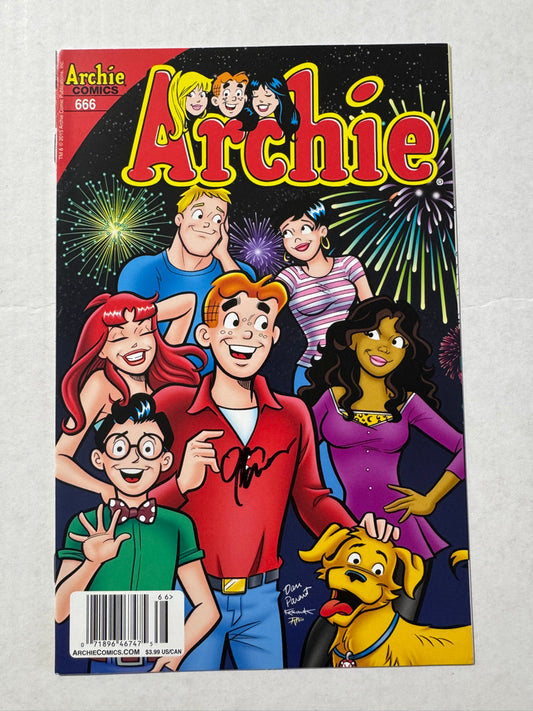 ARCHIE #666 VF/NM NEWSSTAND SIGNED by DAN PARENT