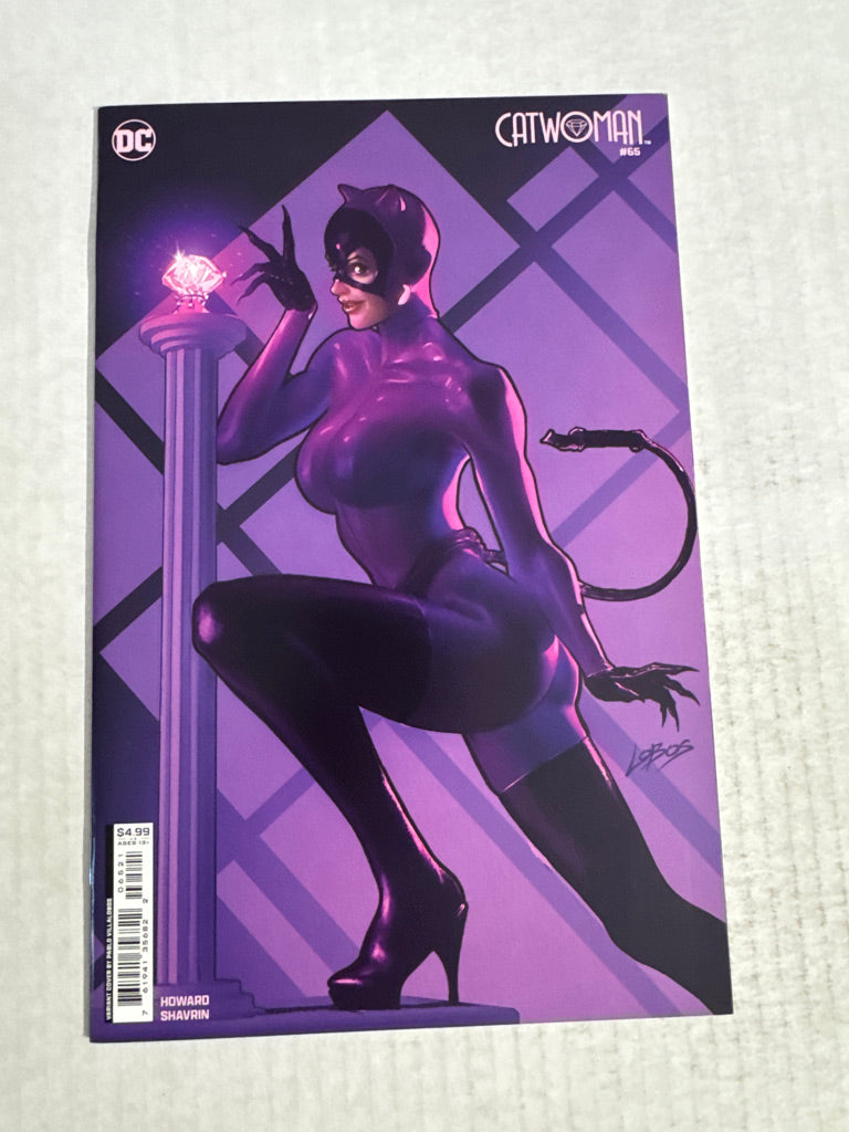 CATWOMAN #65 Vol 5 NM Villalobos Variant