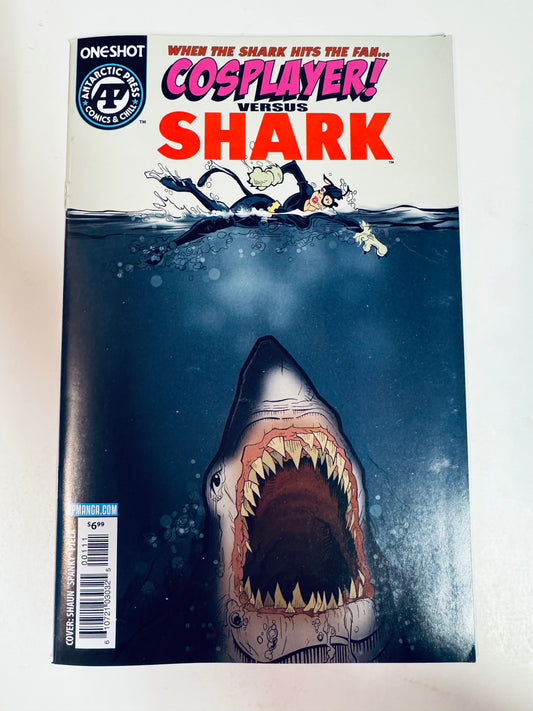 COSPLAYER! VERSUS SHARK #1 NM