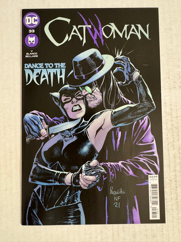 CATWOMAN #33 Vol 5 NM Yanick Paquettte Cover
