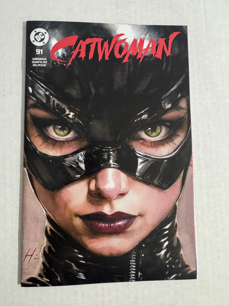 CATWOMAN #91 Vol 5 NM NYCC Brian Haberlin Variant LTD 1000