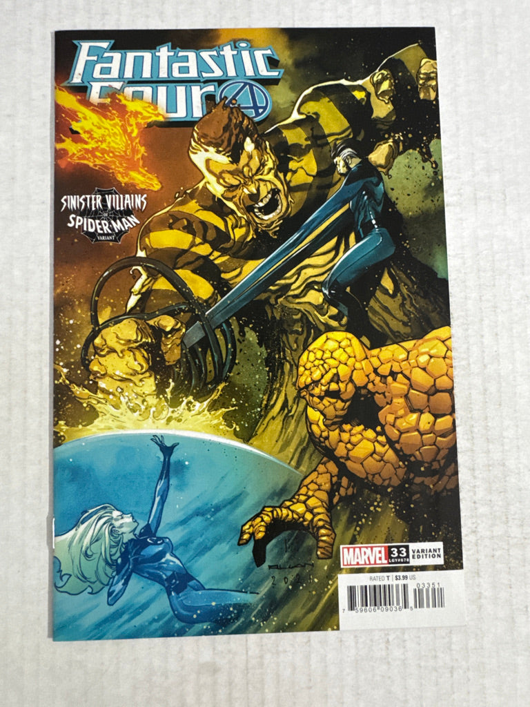FANTASTIC FOUR #33 Vol 6 NM Dike Ruan Variant