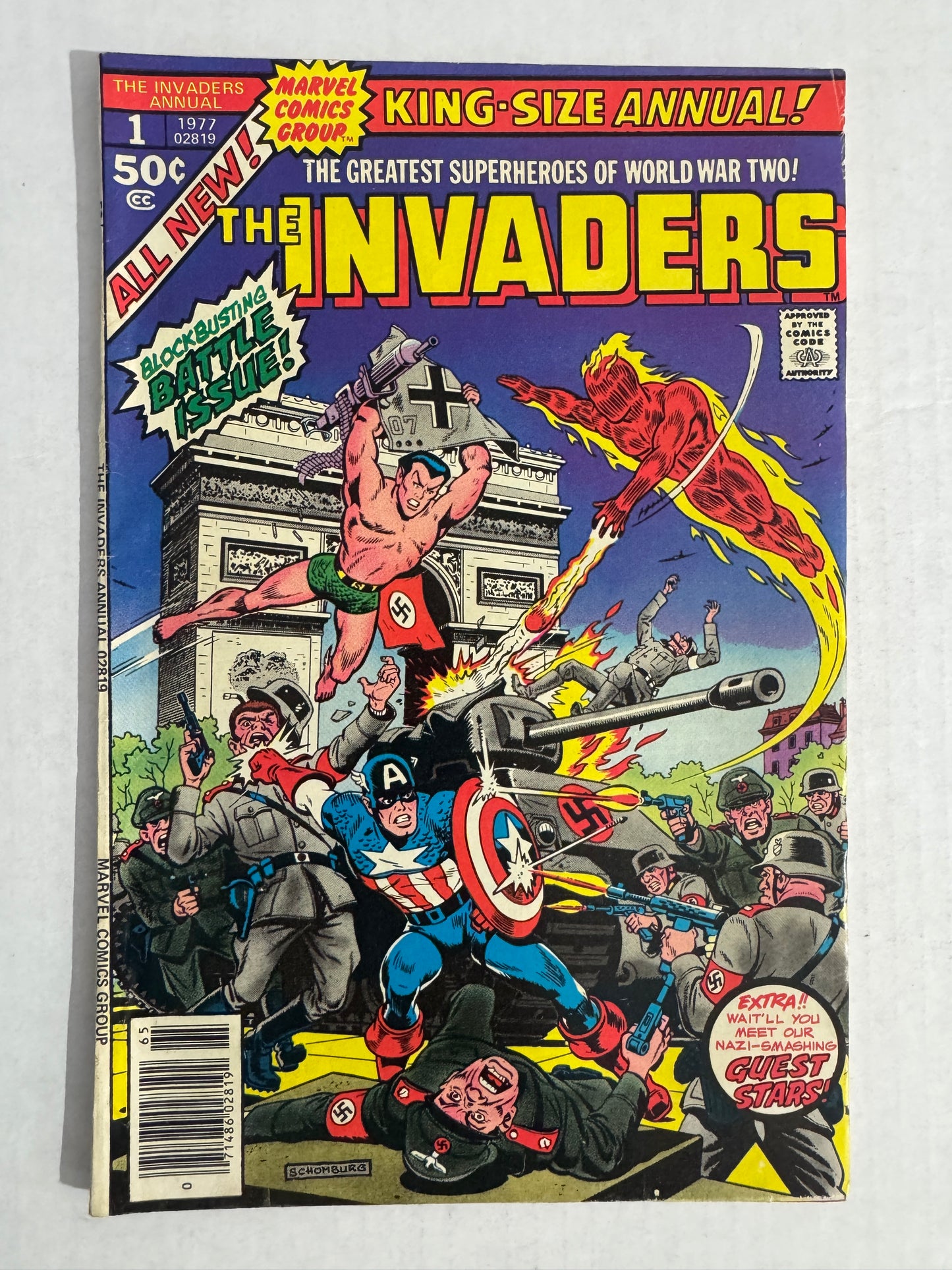 INVADERS KING-SIZE ANNUAL #1 VG/FN Schomberg Cover 1ST APPEARANCE