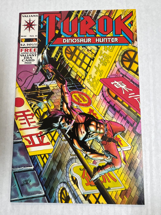 TUROK DINOSAUR HUNTER #11 NM