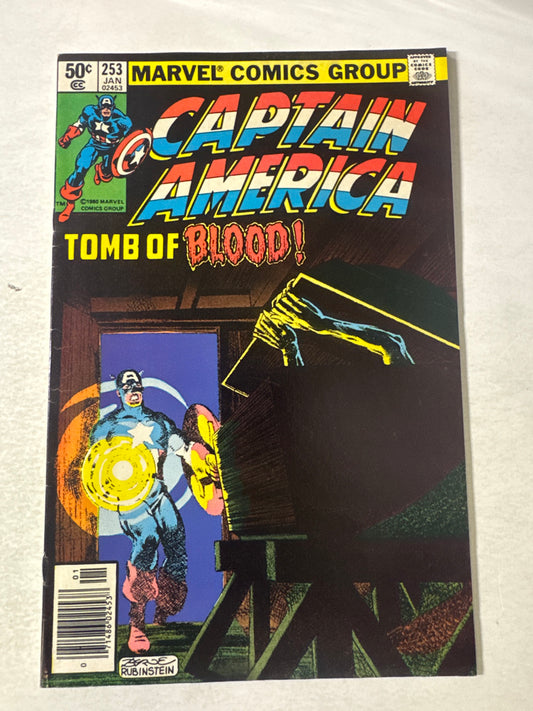 CAPTAIN AMERICA #253 VF- Newsstand