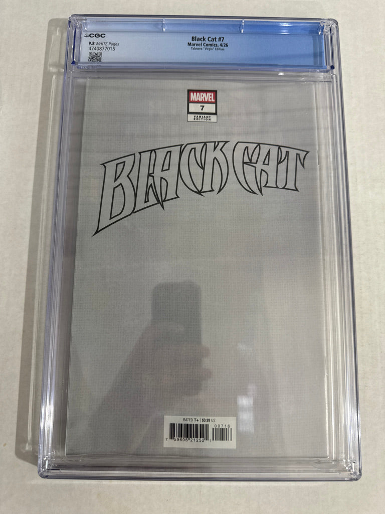 BLACK CAT #7 9.8 CGC 1:50 Virgin Adam Hughes Variant