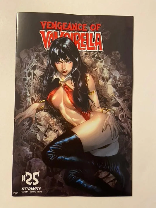 VENGEANCE OF VAMPIRELLA #25 NM Sta. Maria L Variant