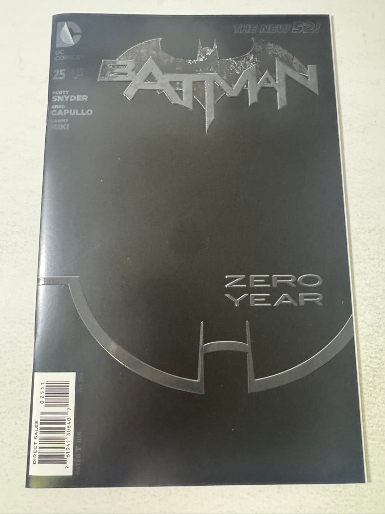 BATMAN #25 Vol 2 NM
