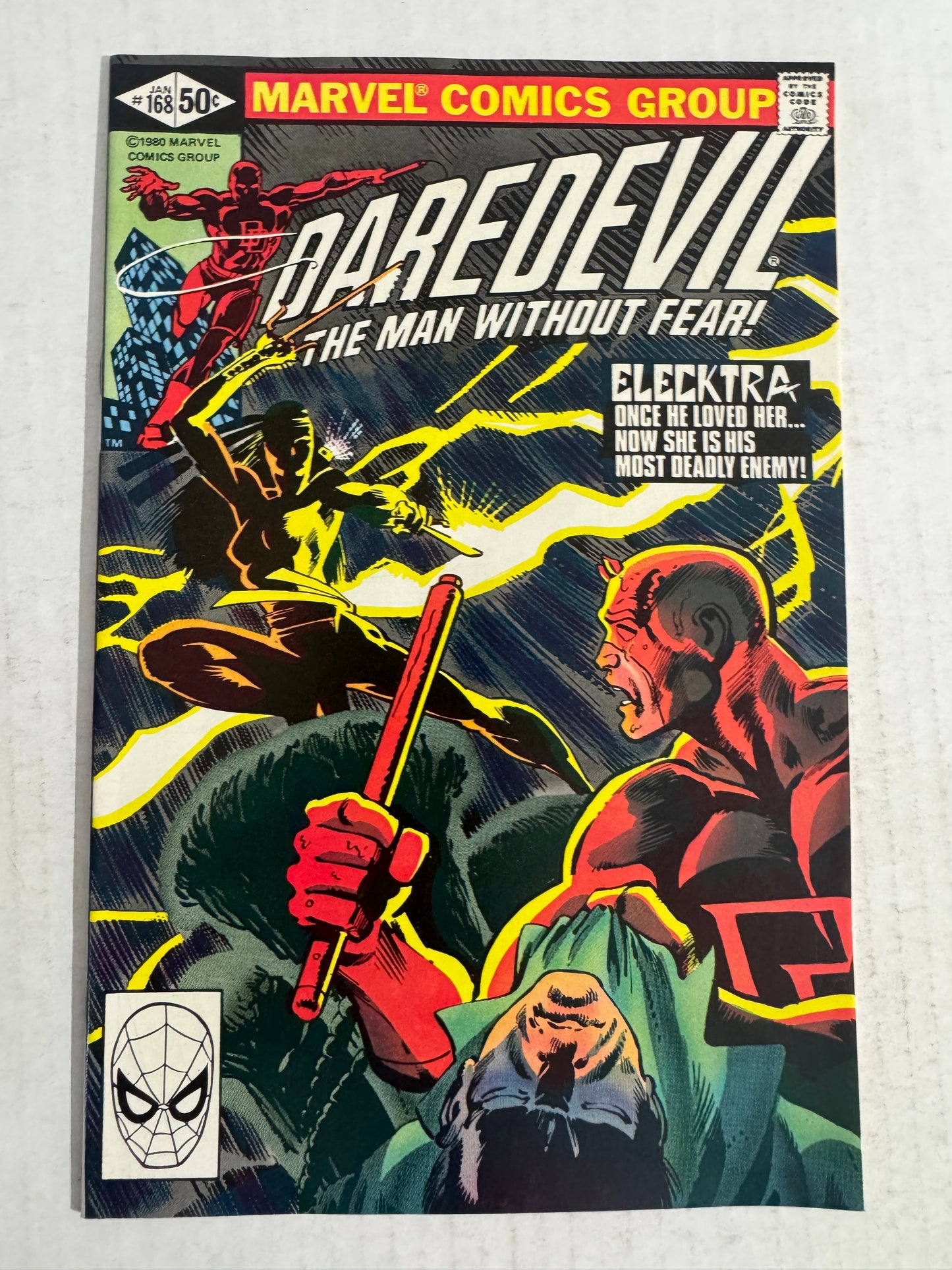 DAREDEVIL #168 NM Frank Miller Cover 1ST APPEARANCE