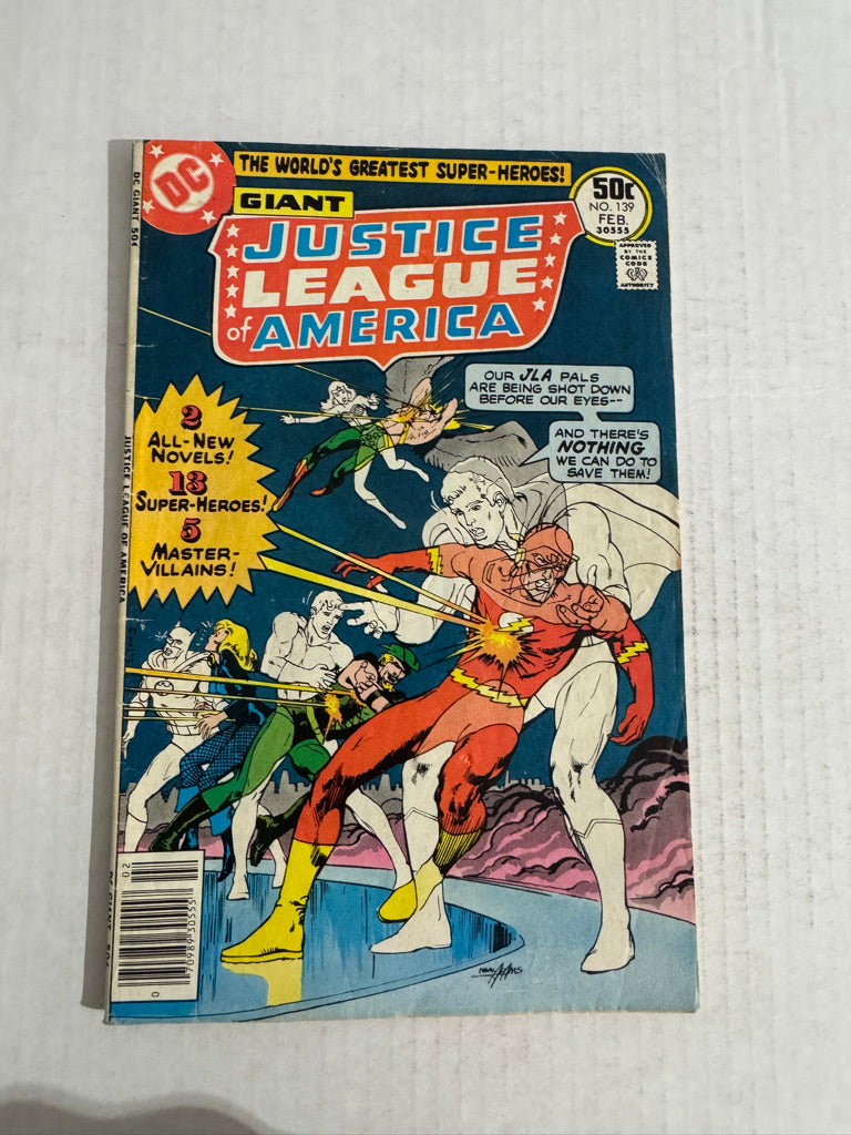 JUSTICE LEAGUE OF AMERICA #139 VG  Neal Adams Cover