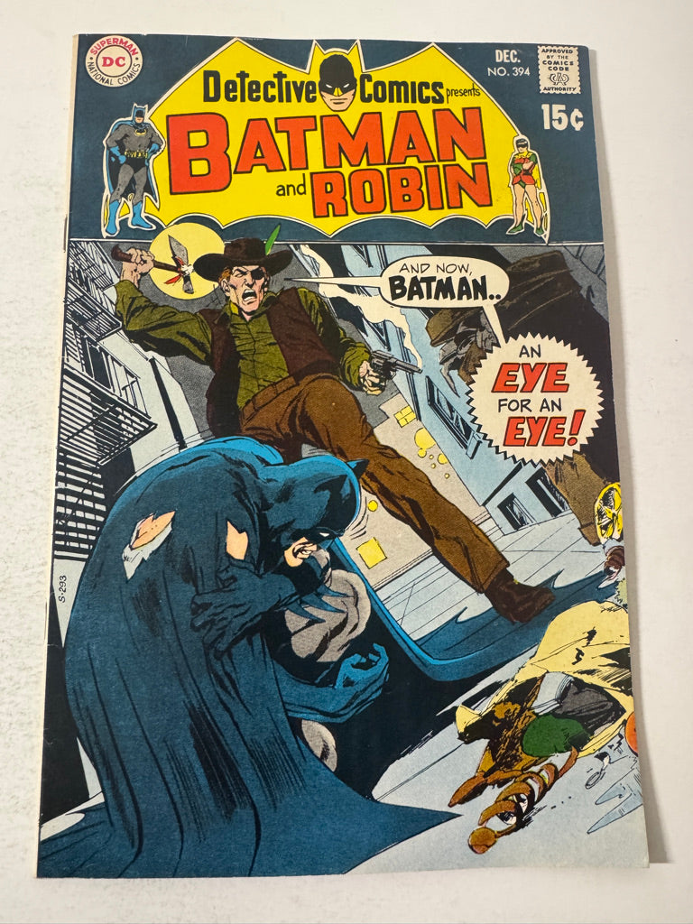 DETECTIVE COMICS #394 VF/NM Neal Adams Cover
