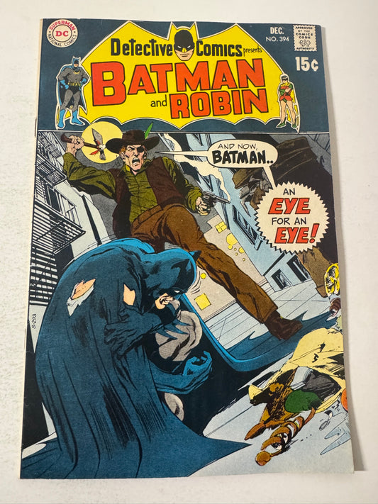 DETECTIVE COMICS #394 VF/NM Neal Adams Cover