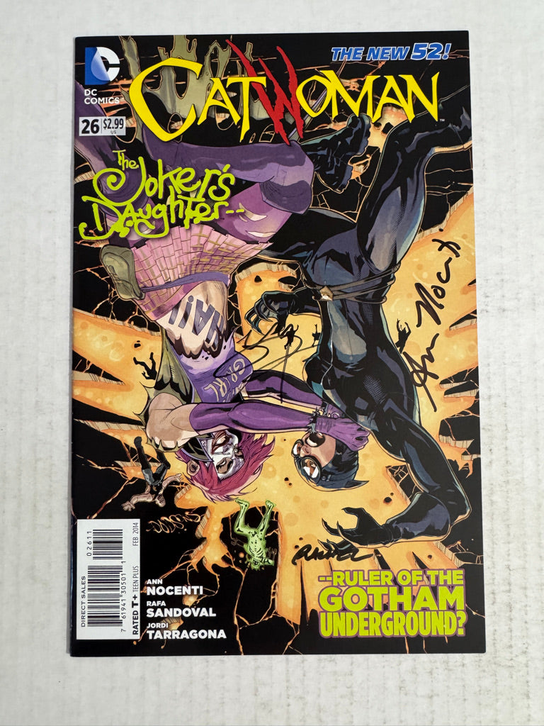 CATWOMAN #26 Vol 4 NM- Terry Dodson Cover SIGNED 3x