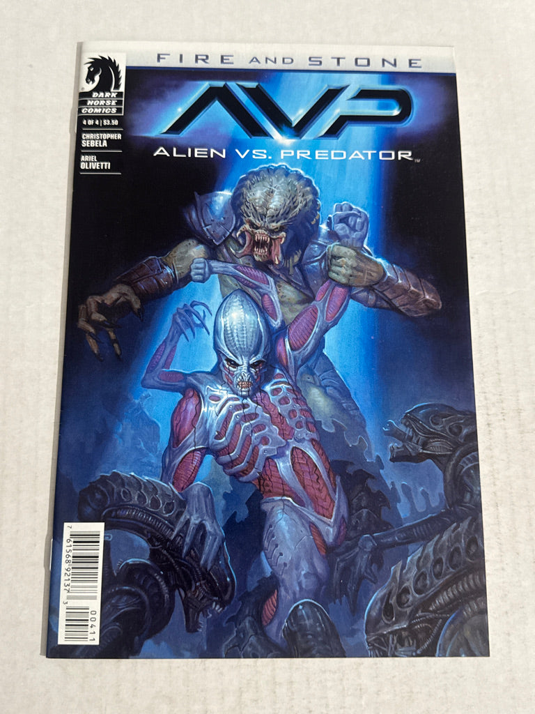 AVP ALIEN VS PREDATOR Fire And Stone #4 NM-