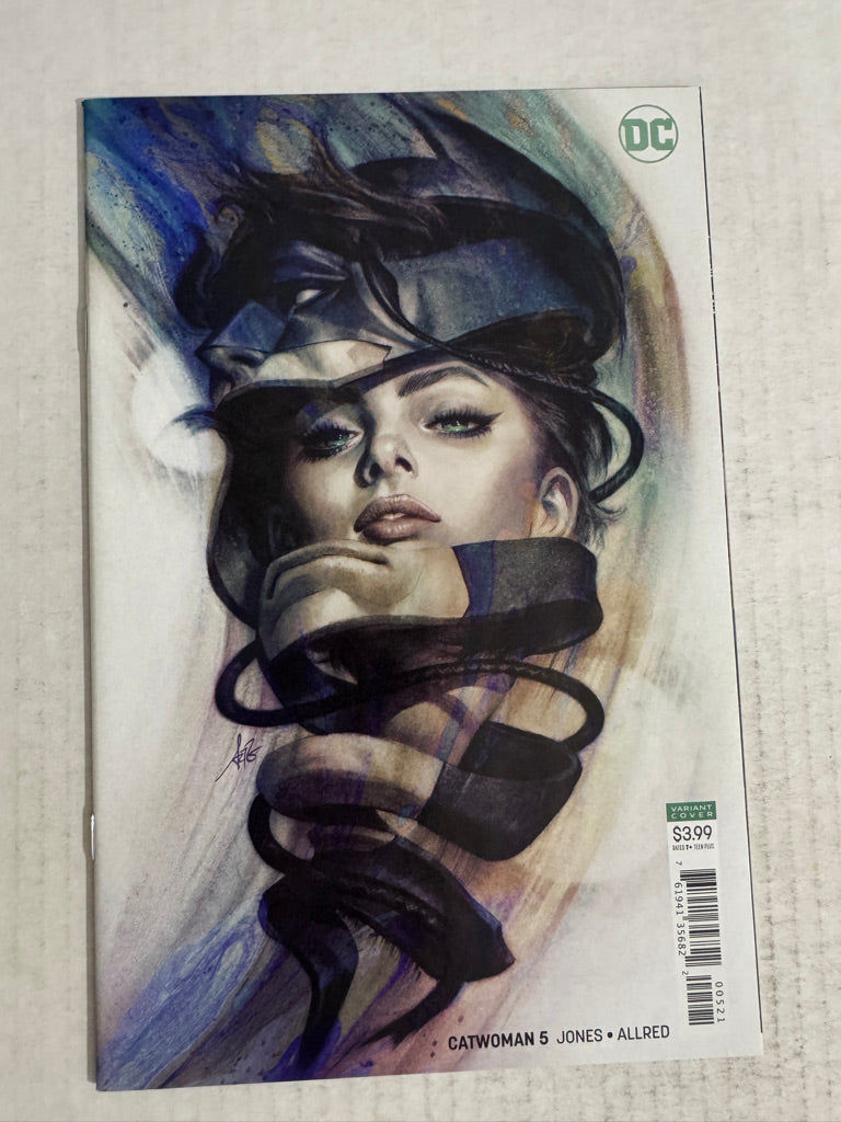 CATWOMAN #5 Vol 5 NM Artgerm Variant