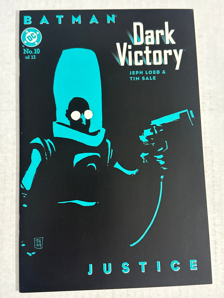 BATMAN DARK VICTORY #10 NM Tim Sale Cover