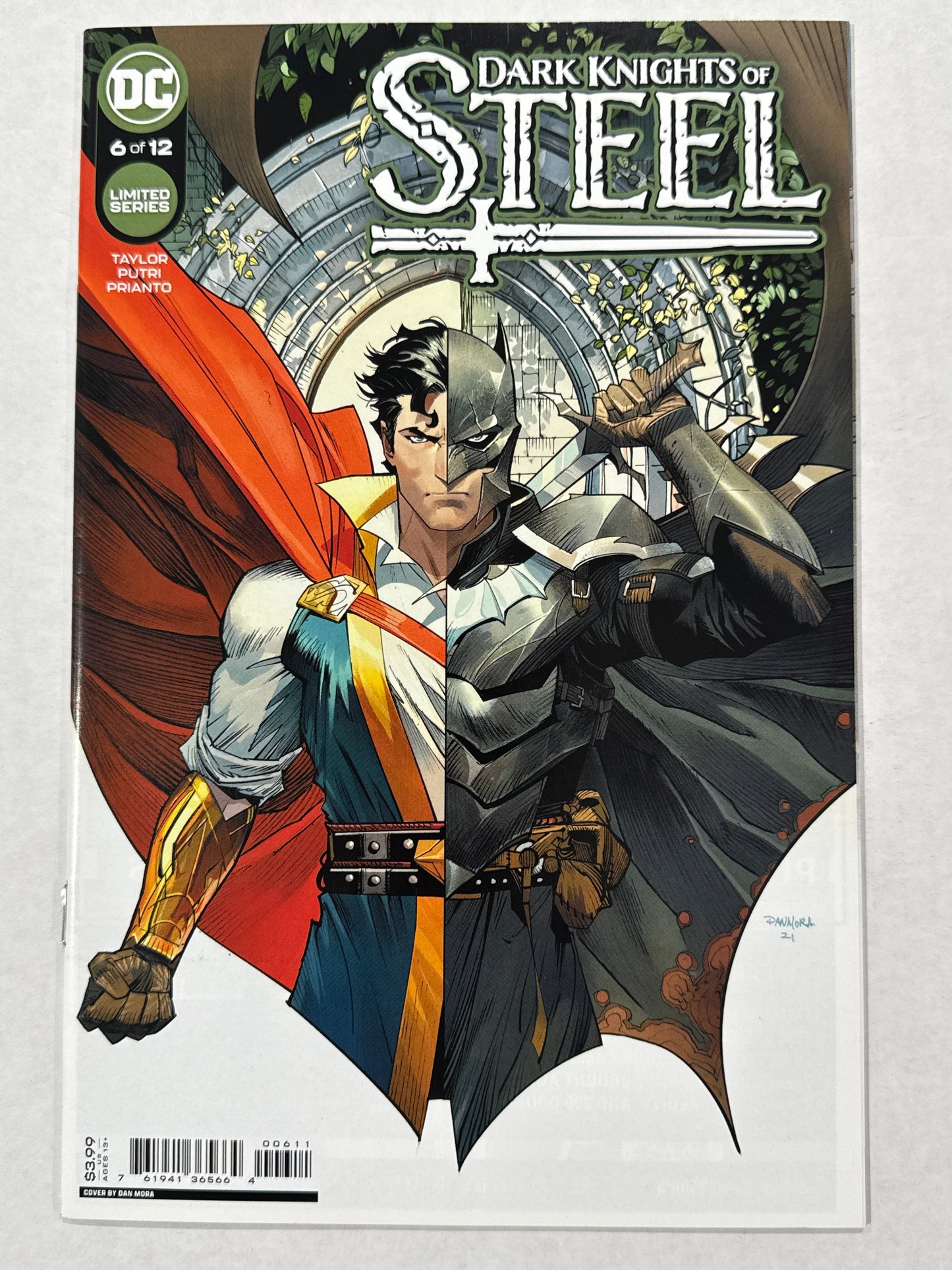 DARK KNIGHTS OF STEEL #6 NM Dan Mora Cover