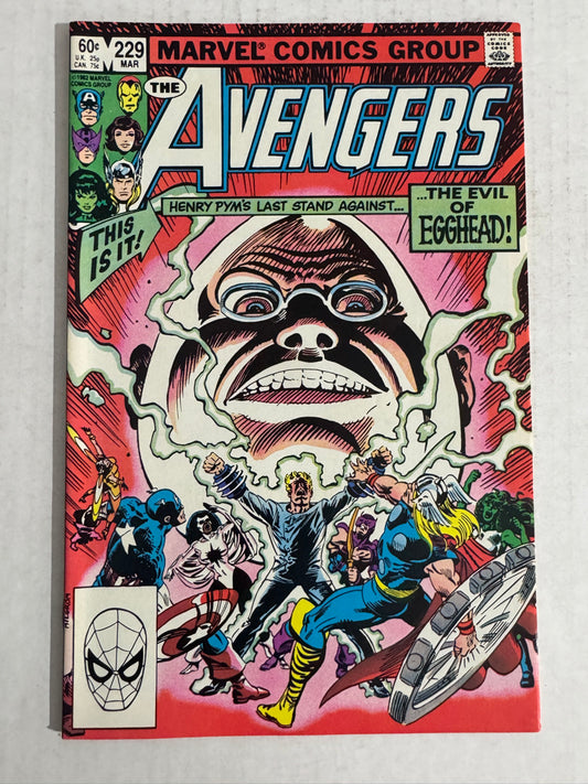 AVENGERS #229 NM