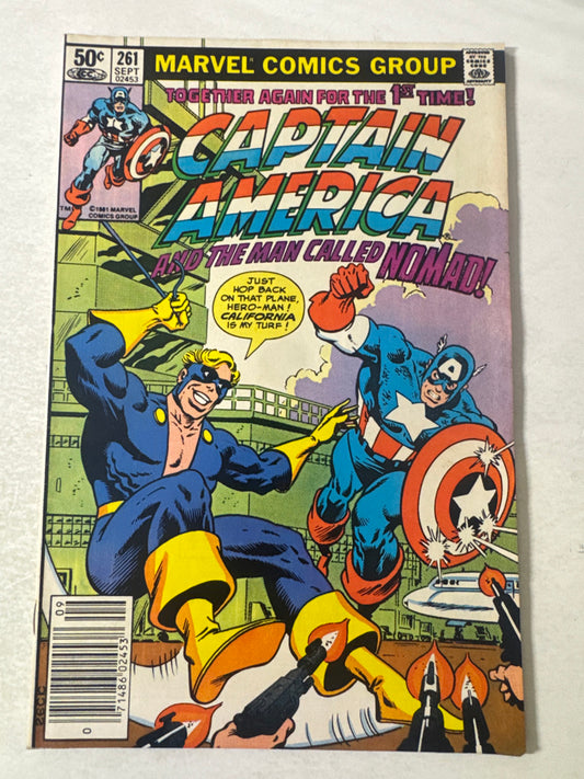 CAPTAIN AMERICA #261 VF- NEWSSTAND Mike Zeck Cover