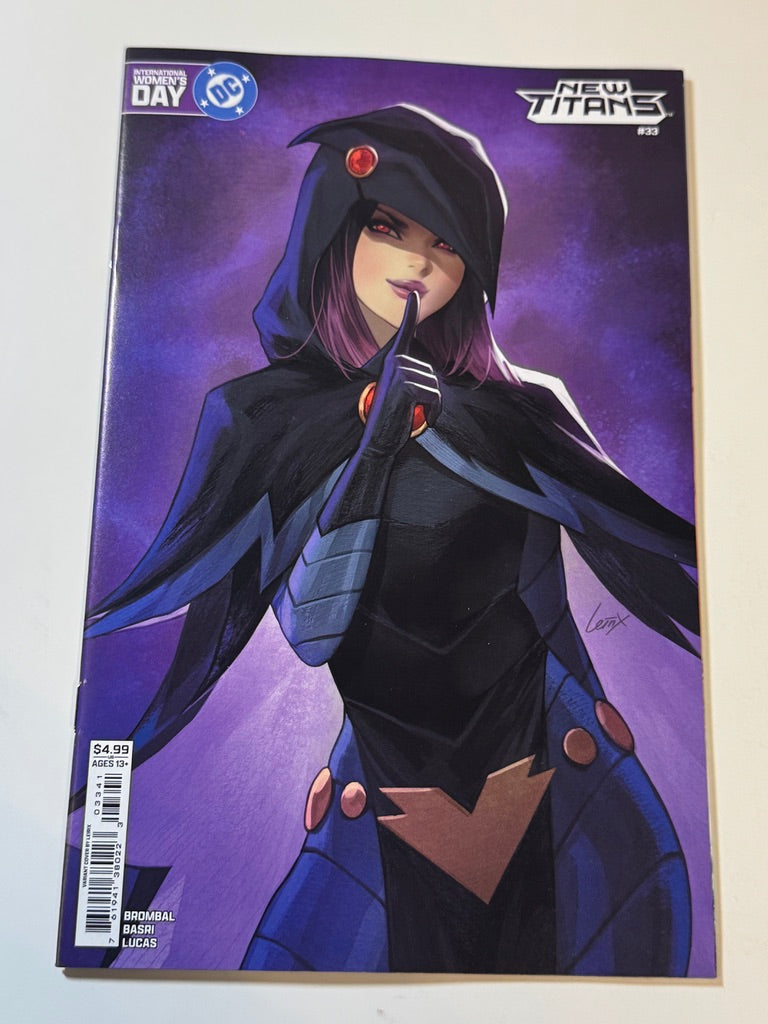 NEW TITANS #33 NM Leirix Raven Variant