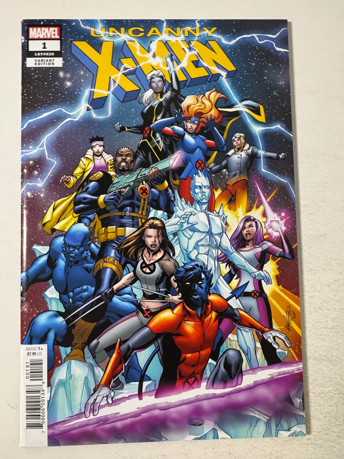 UNCANNY X-MEN #1 Vol 5 NM- 1:25 Cliff Carlos Pacheco Variant