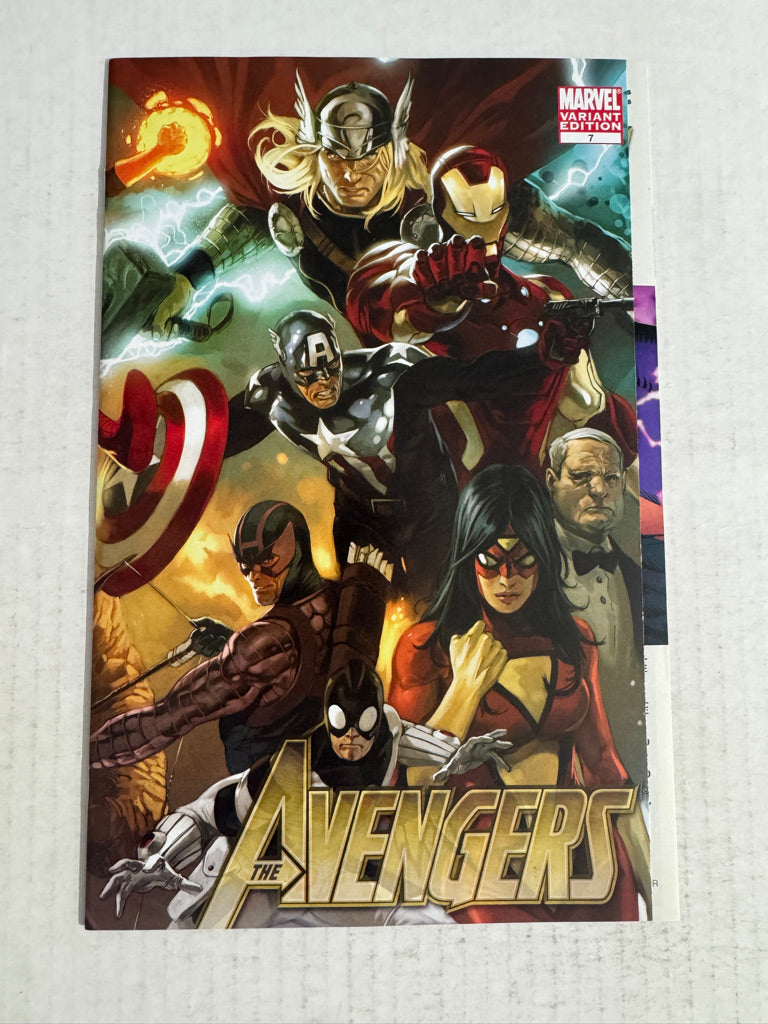 AVENGERS #7 Vol 4 VF+ 1:50 Djurdjevic Variant