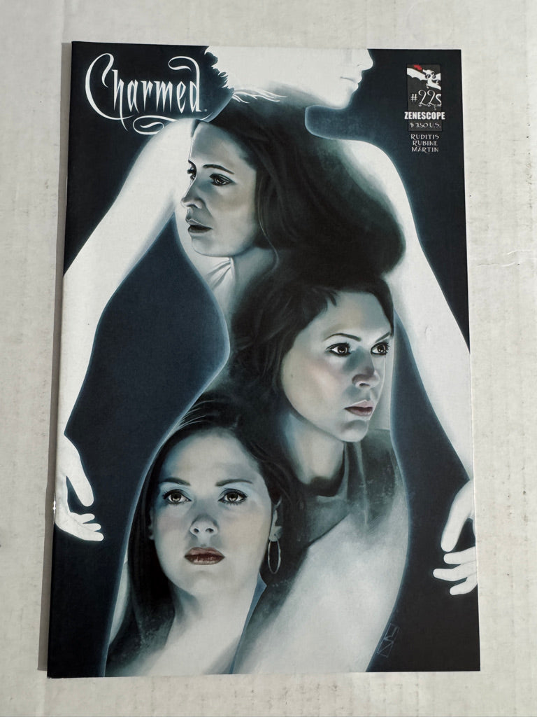 CHARMED #22 NM