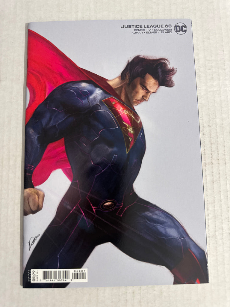 JUSTICE LEAGUE #66 Vol 4 NM Alexander Lozano Superman Variant