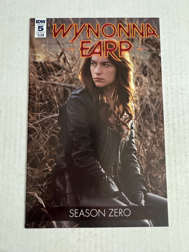 WYNONNA EARP #5 NM B Photo Variant