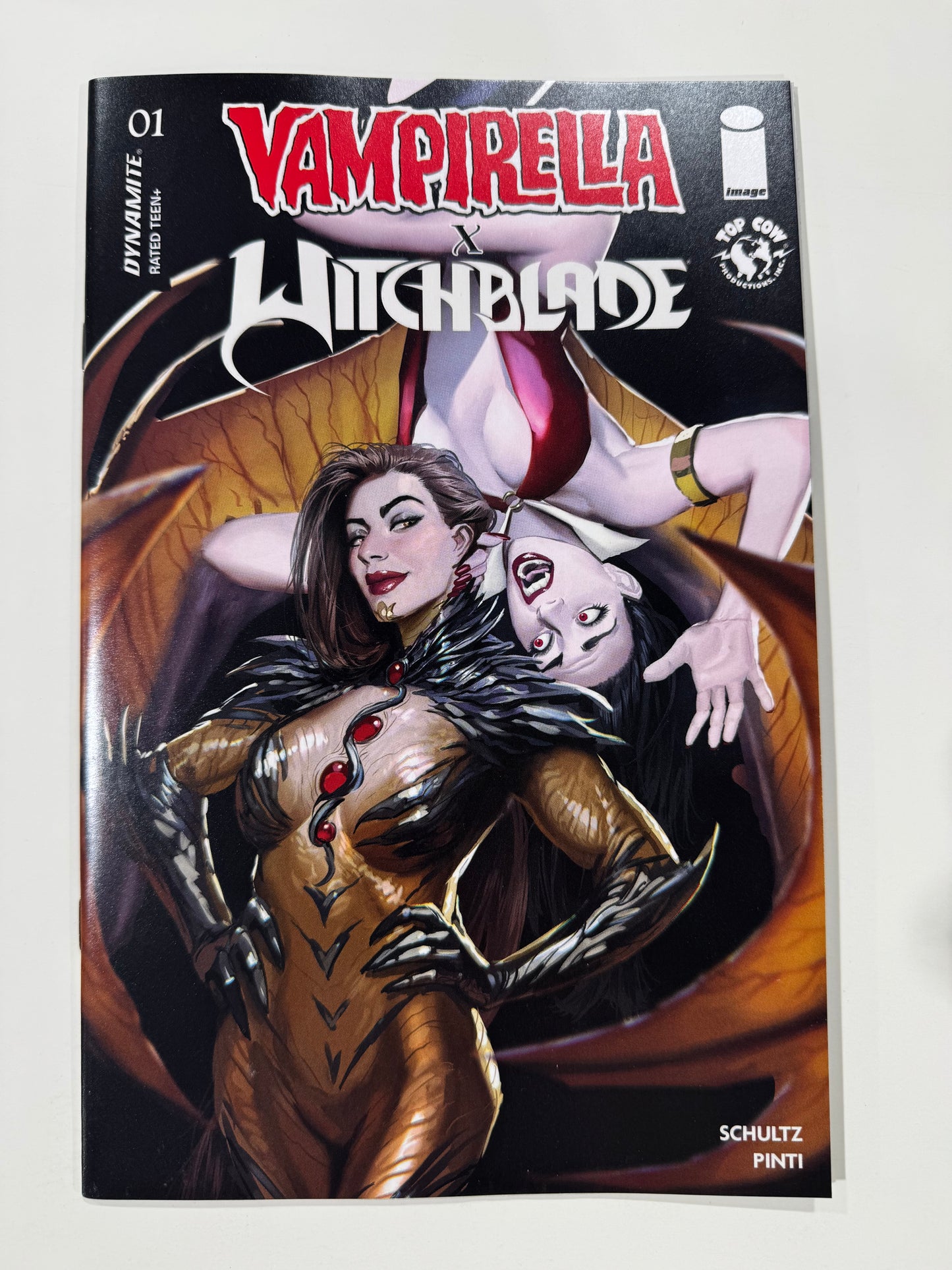 VAMPIRELLA x WITCHBLADE SPECIAL #1 NM