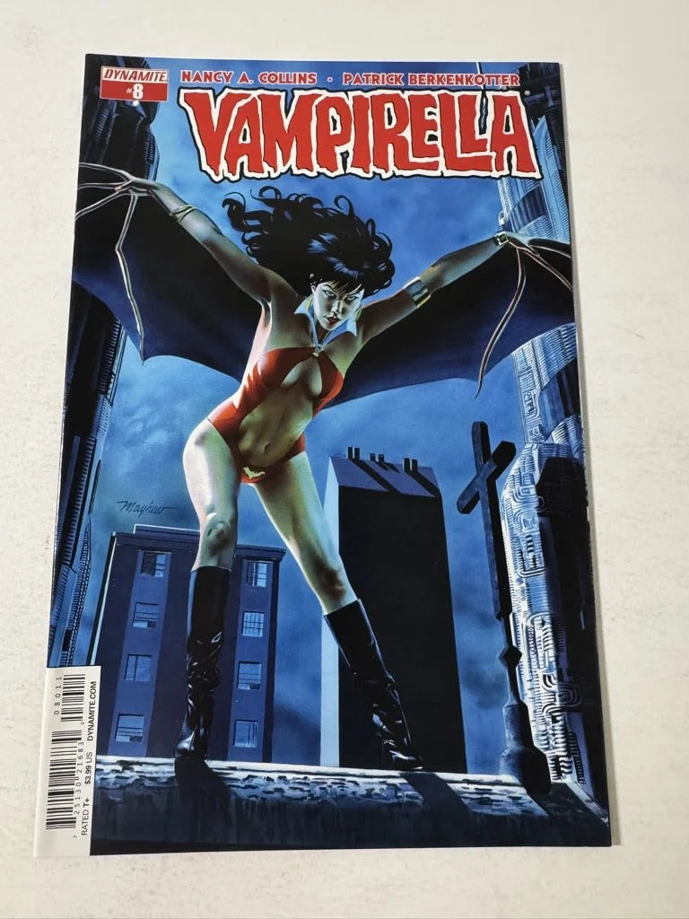 VAMPIRELLA #8 Vol 2 NM- Mike Mayhew Cover  (Dynamite)